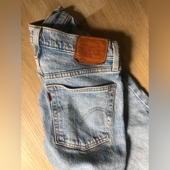 Levi 501s! - Picture 2 of 4